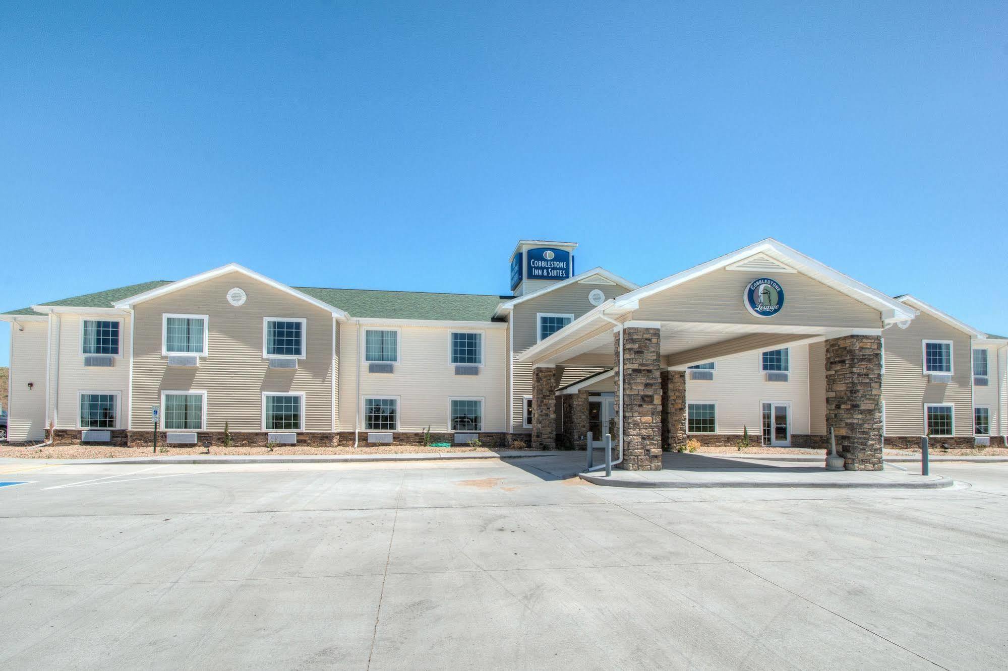 Cobblestone Inn And Suites - Eaton Exteriör bild